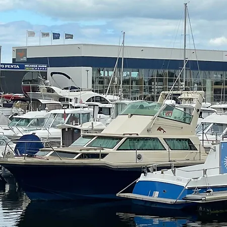 Bateau Lydia * Уистреам